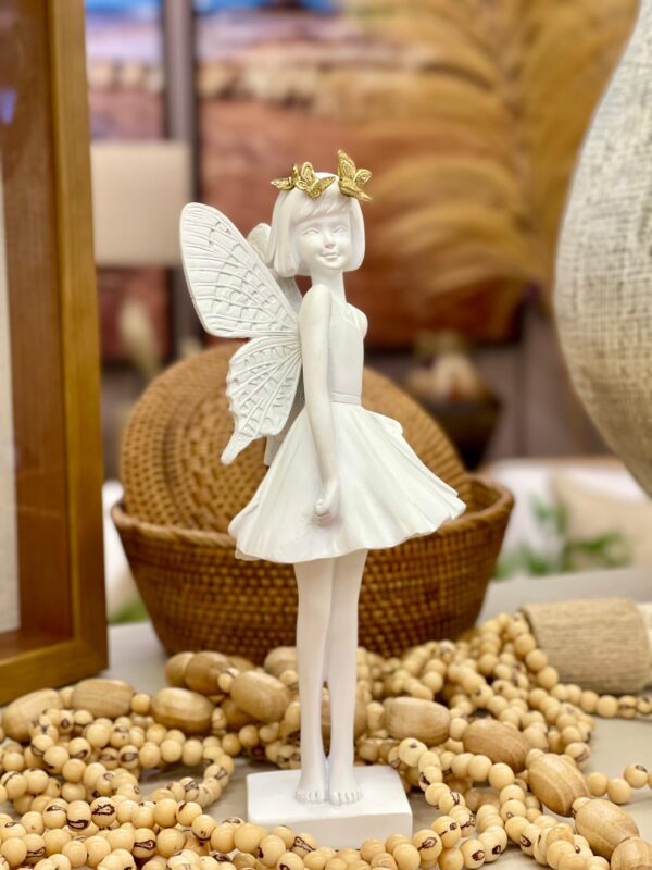 Escultura em Resina Branca Fada