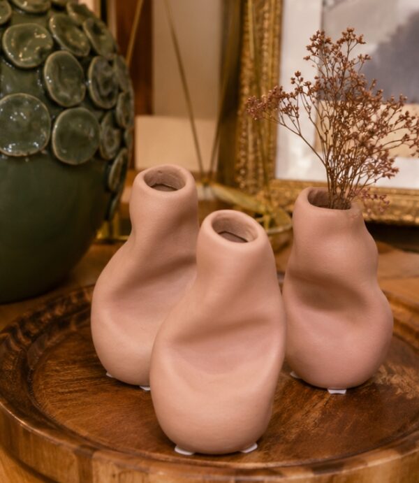 Kit Vasos Decorativos em Poliresina Nude – Design Orgânico Moderno para Ambientes Sofisticados