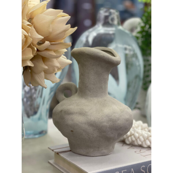 Vaso Cerâmica Escultural Rústico com Alça – Design Orgânico